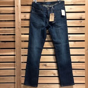 NWT Lucky 410 Athletic Fit Relaxed Fit Blue Barite Premium Italian Denim Jeans